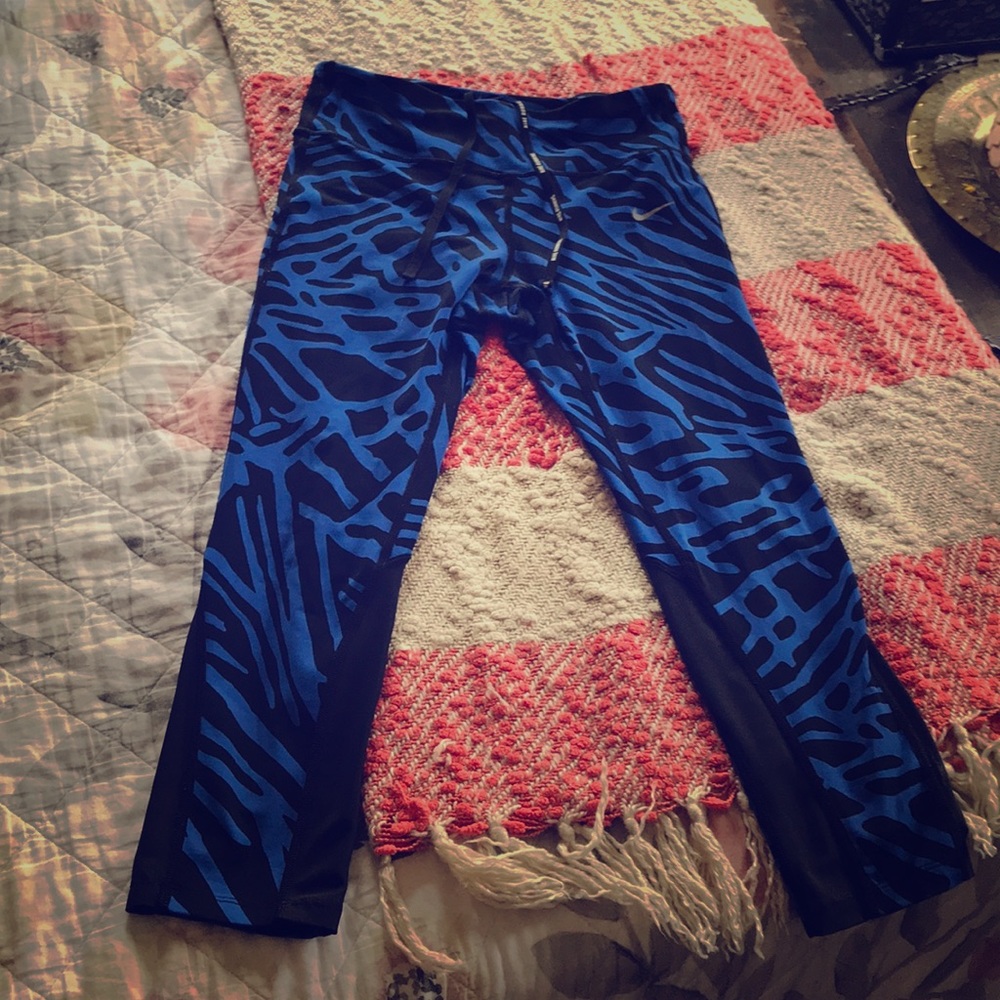 Nike epic lux running tight ankle length small